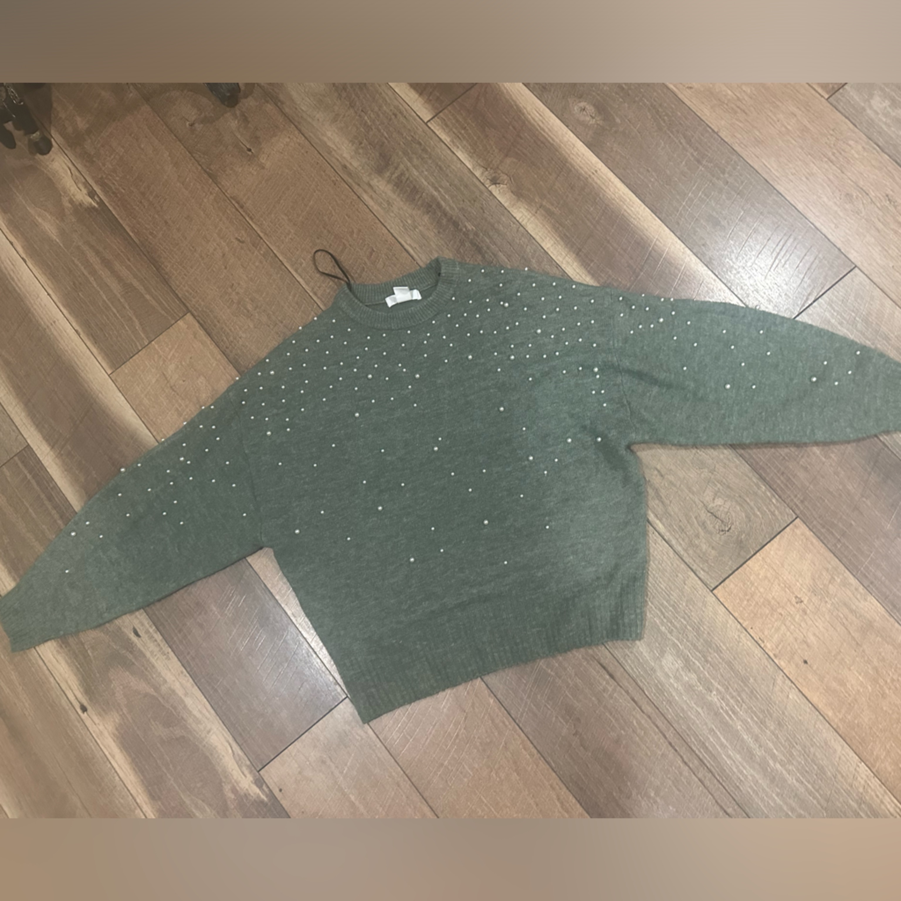 Peral Sweater